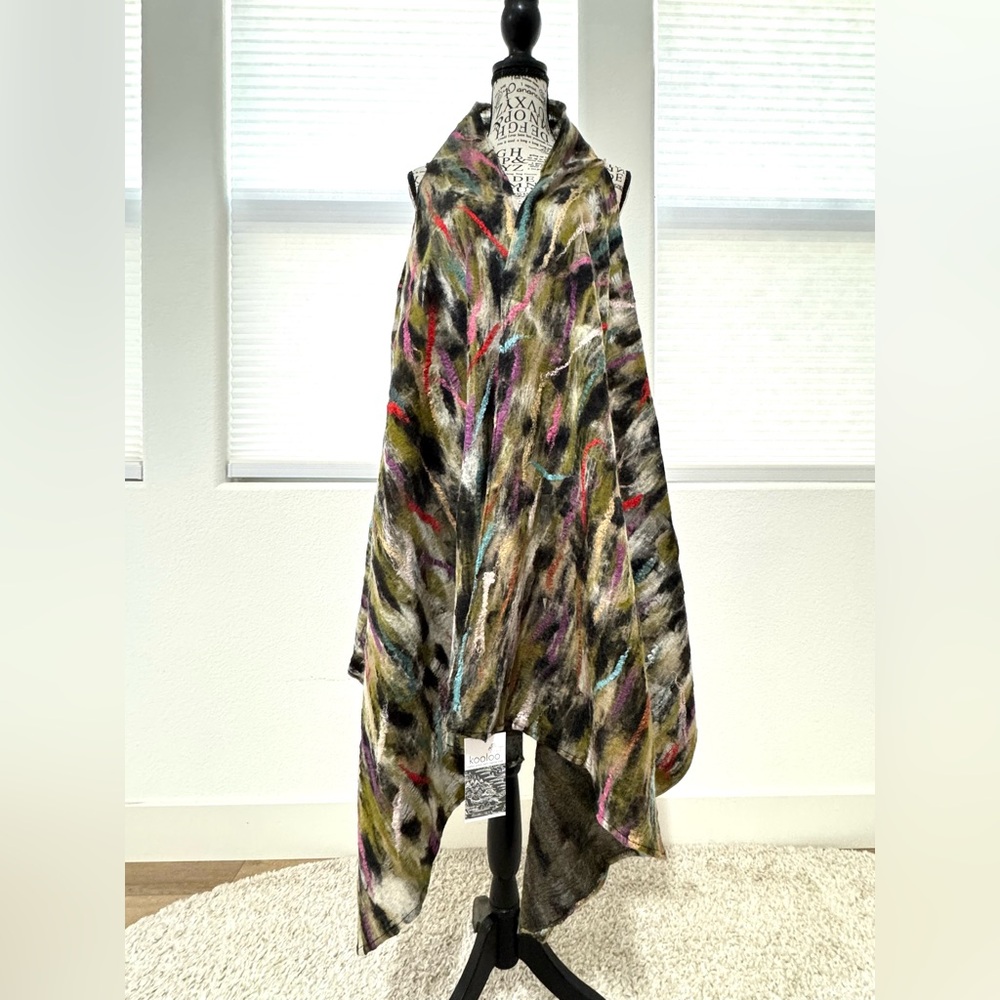 KOOLOO Artisan Merino Wool Silk Vest Shawl – Black Multi – NWT